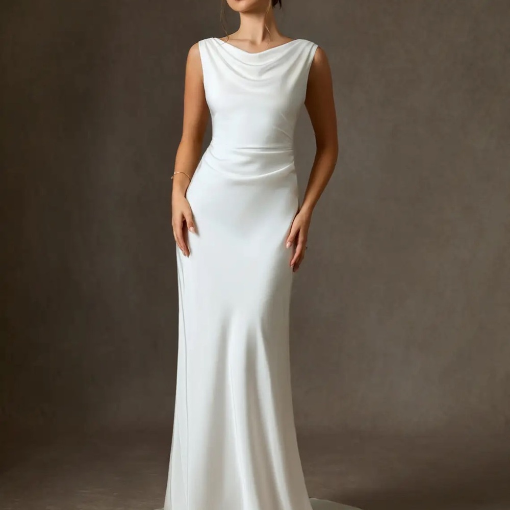 Elegant White Evening Gown // Wedding dress